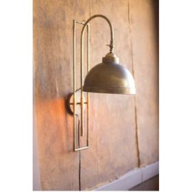 Metal Wall Light With Antique Brass Finish